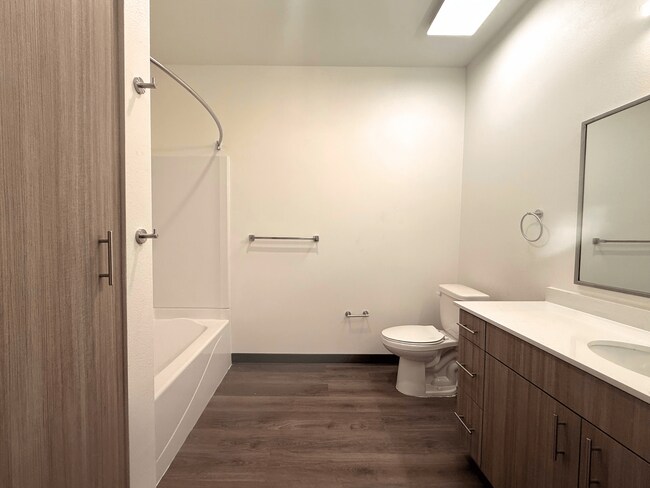 Foto del edificio - Gateway Village Apartments