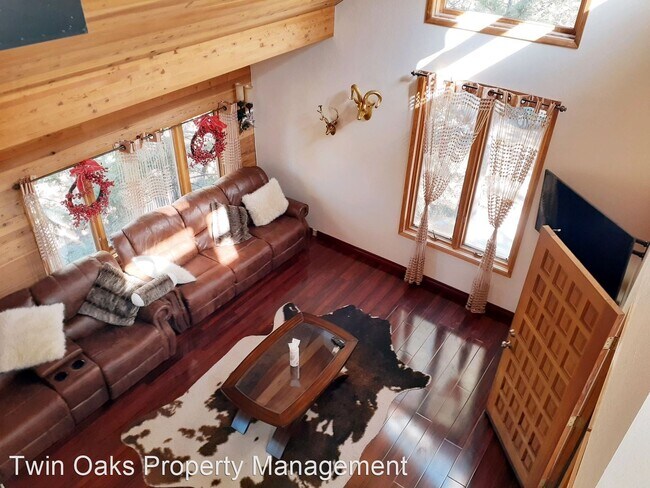 Foto del edificio - 2 br, 2 bath House - 15220 Chestnut Dr