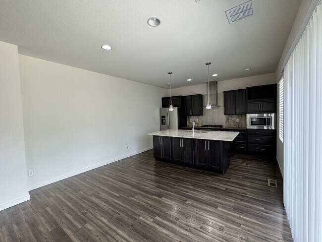 Foto del edificio - 10930 Touchstone Loop