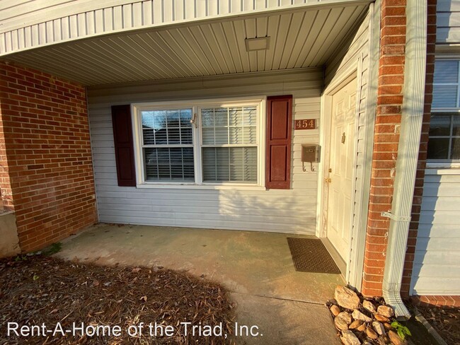 Building Photo - 2 br, 2 bath House - 434 Muirs Chapel Road
