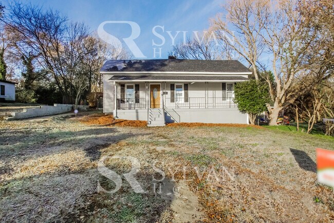 Building Photo - Spacious 3BR Home Awaits You!