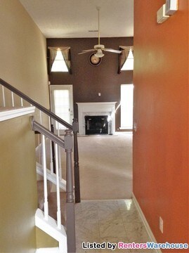 Building Photo - 4004 Robin Cir