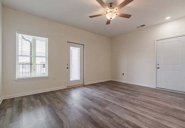 Foto del interior - East Meadows Apartment Homes