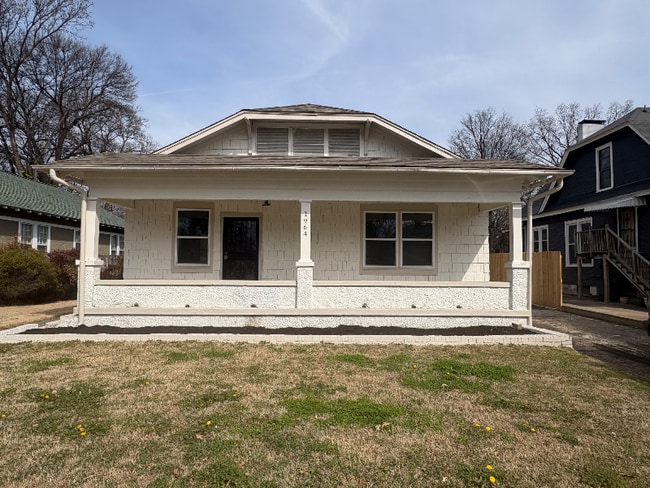 Photo - 1964 Young Ave House