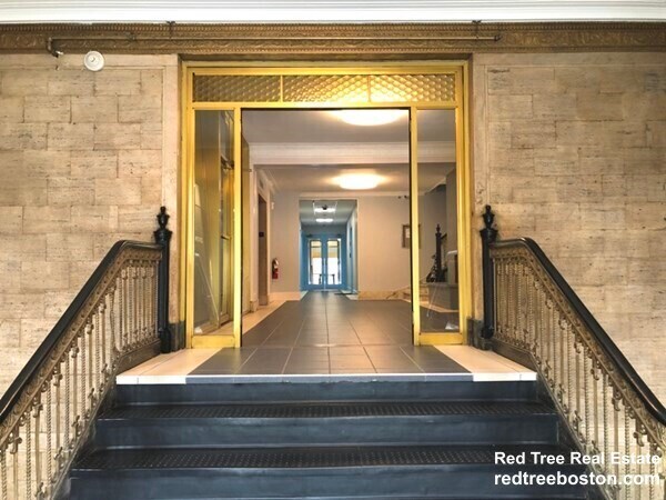 Foto del edificio - 475 Commonwealth Ave