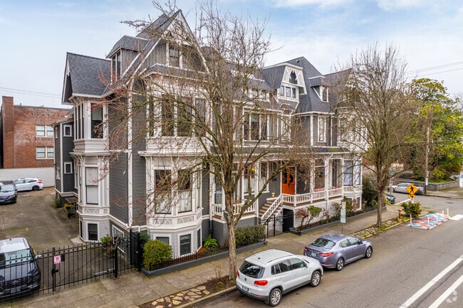 George H. Williams Condominiums