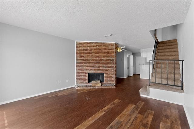 Foto del edificio - 9467 Olde Towne Row
