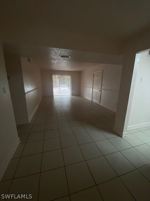 Foto del edificio - 12648 Kenwood Ln