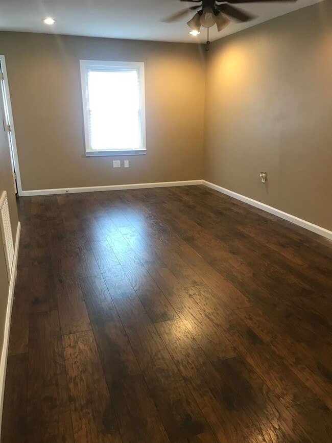 Building Photo - 3706 E North St