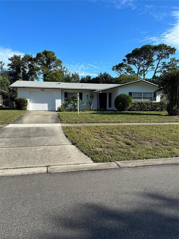Building Photo - 1690 Suffolk Dr