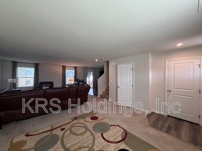 Building Photo - 436 Forecastle St