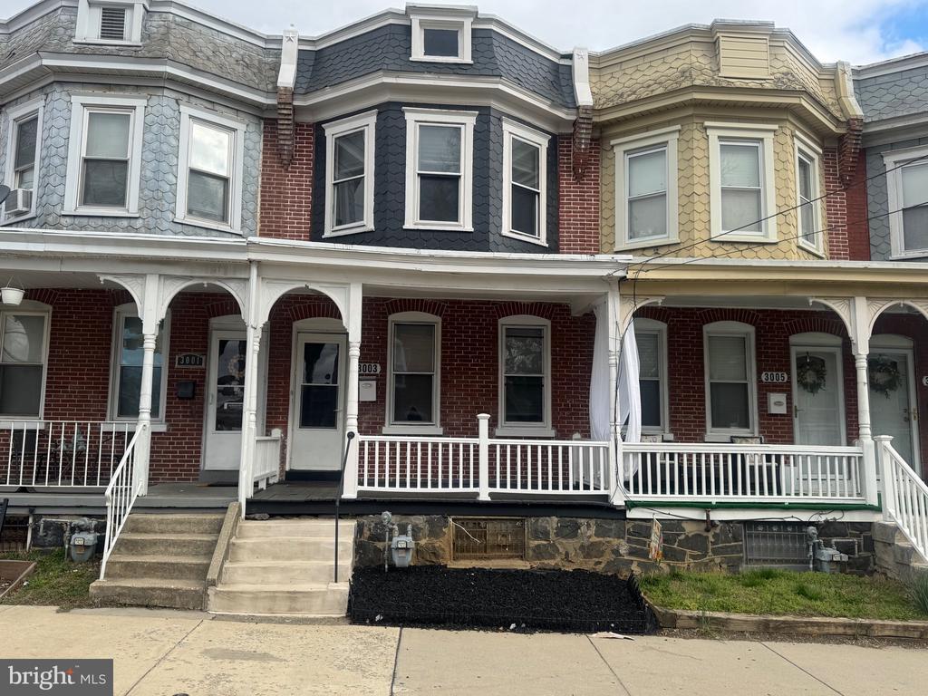 Primary Photo - 3003 Washington St