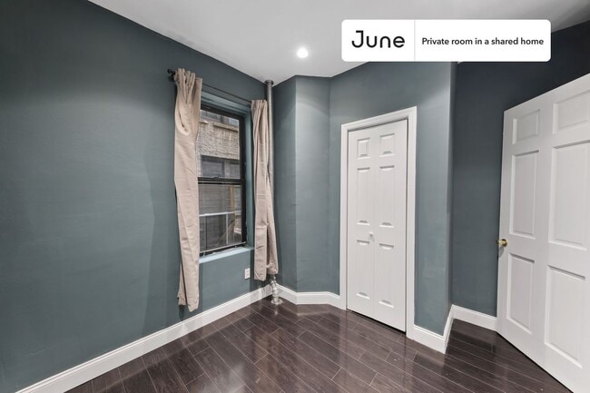 Building Photo - Room in Shared 2 bed/1 bath home in East Harlem