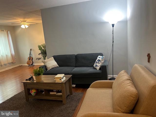 Foto del edificio - 1200 S Arlington Ridge Rd