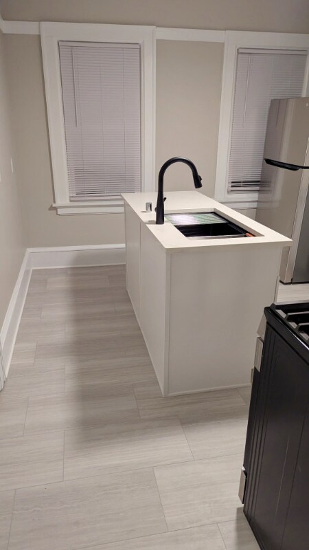 Foto del edificio - 319 E Montana St