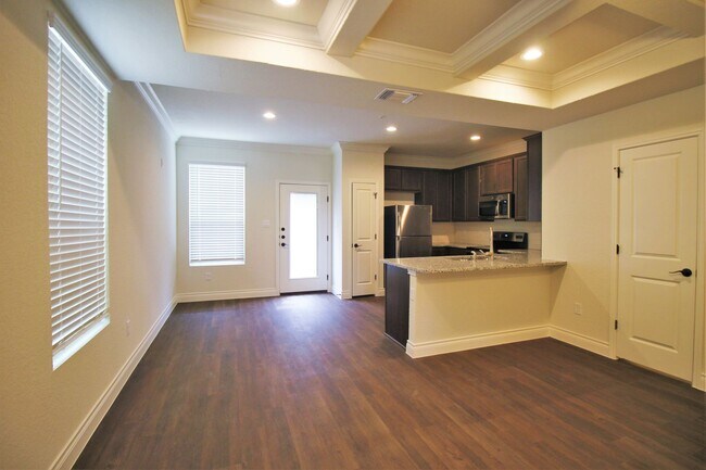 Foto del edificio - 3/2.5/1.5 /Includes Fridge, Washer & Dryer / Oversized 1 Car Garage / Fenced in Yard /  NBISD