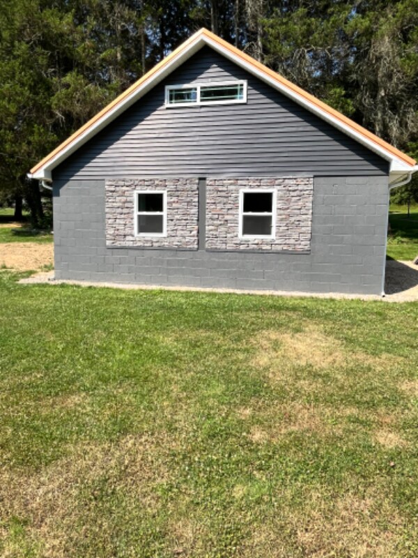 Foto principal - 2247 Hood Ave