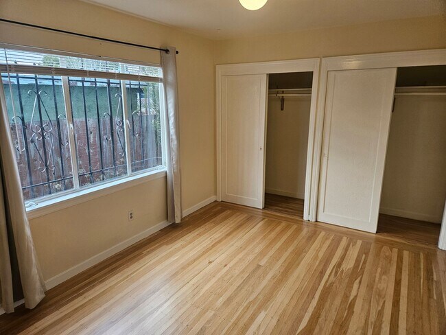 Building Photo - 688 Alcatraz Ave