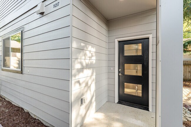 Foto del edificio - 9217 Evanston Ave N