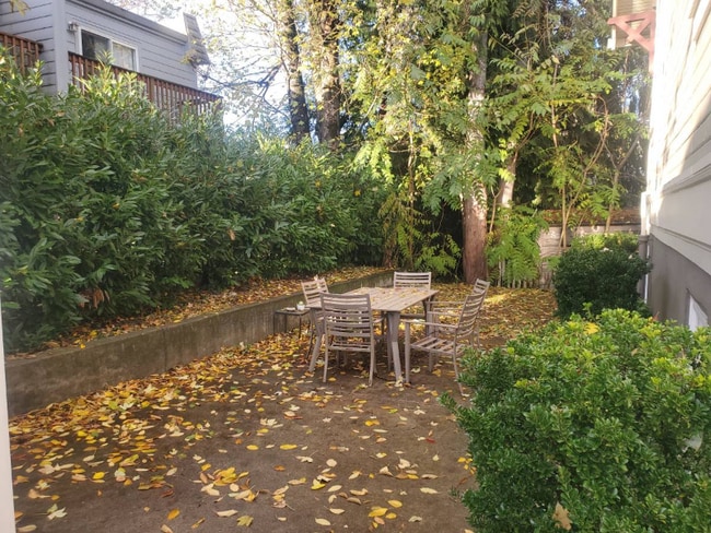 Photo - 7703 N Hereford Ave House