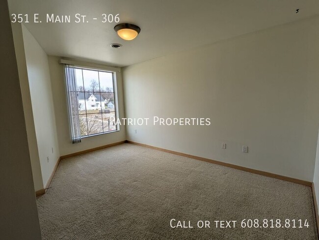 Building Photo - 1 BED / 1 BATH W/FIREPLACE IN DOWNTOWN SUN...