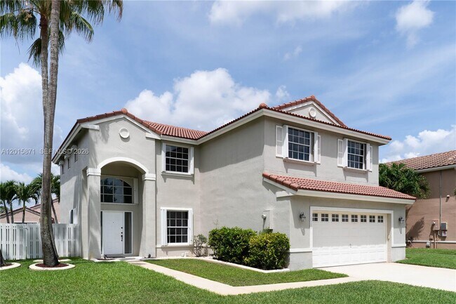Foto del edificio - 18980 NW 10th Terrace