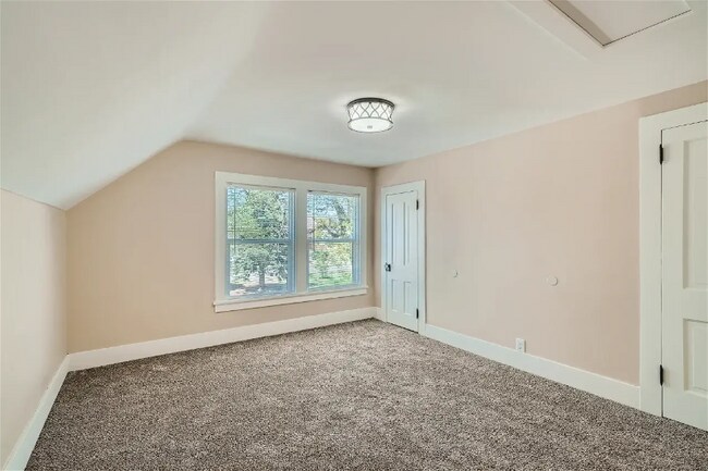 Building Photo - 617 N Wahsatch Ave