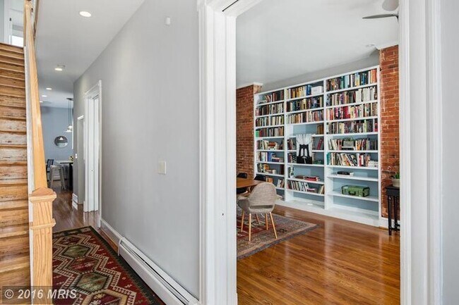 Foto del edificio - 642 E St NE