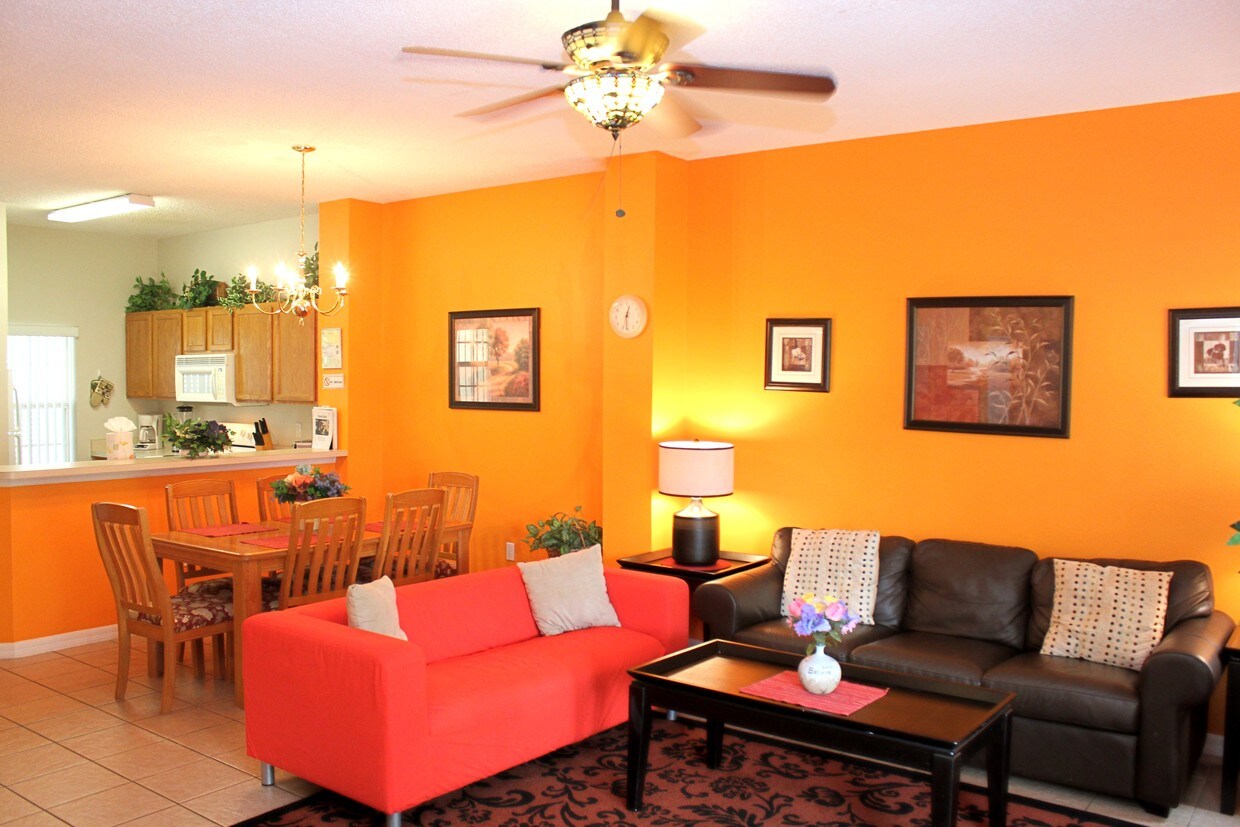 8534 Crystal Cove Loop, Kissimmee, FL 34747 Townhome Rentals in Kissimmee FL