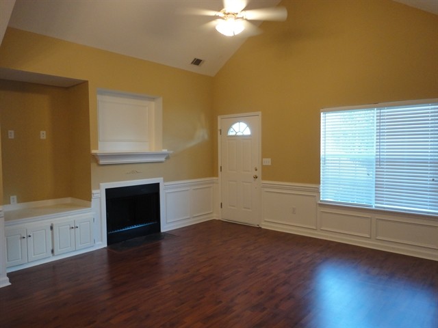 Building Photo - 5133 Saddle Cir