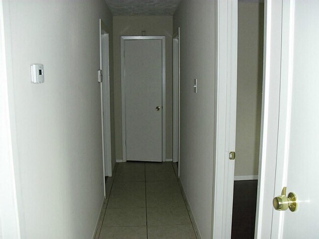 Building Photo - 16505 Monte Carlo Ln