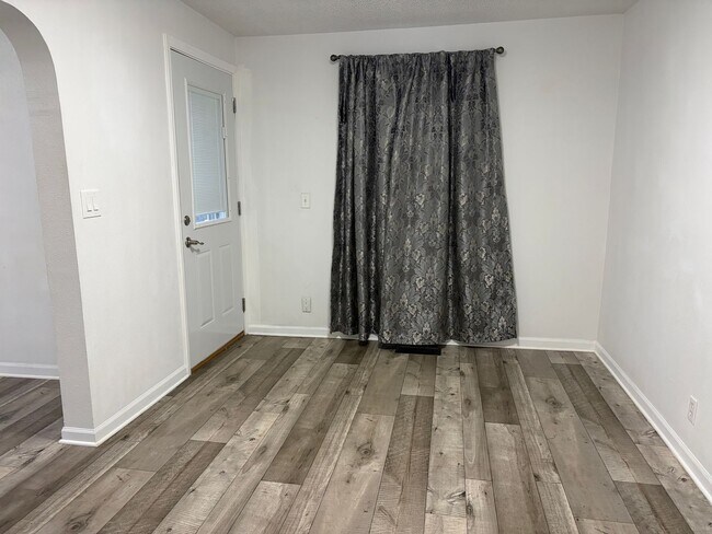 Foto del edificio - Nice 2-Bedroom Single Family Home Available in Ligonier