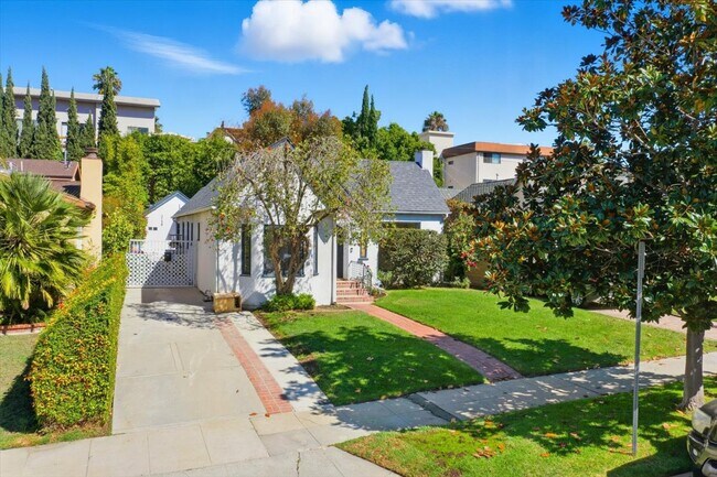 Foto del edificio - 2156 Linnington Ave