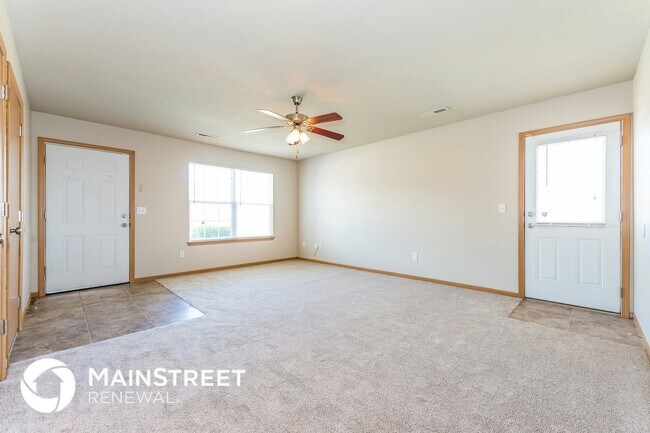 Building Photo - 210 Palmer Ct