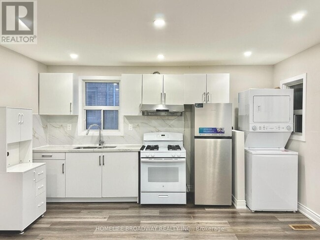 Building Photo - 55 Fairbank Ave