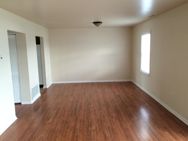 Building Photo - 6503 Carefree Ln