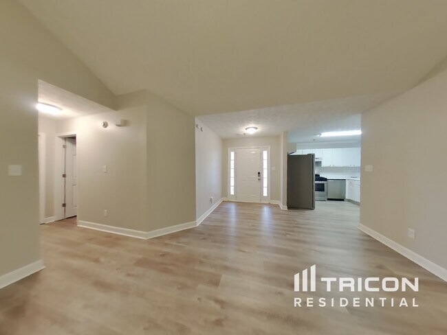 Building Photo - 85 Hollow Oaks Court Newnan GA
