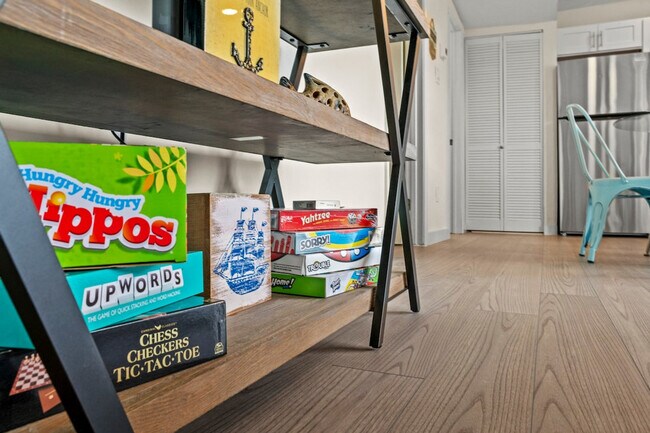 Building Photo - 4000 Gulf Terrace Dr