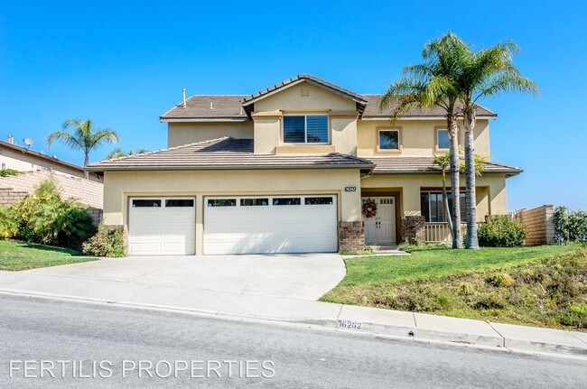Building Photo - 16262 Skyridge Dr