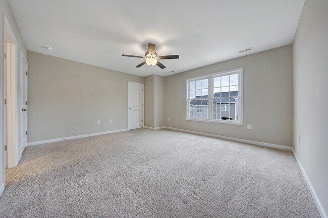 Foto del edificio - Kensington Townhomes