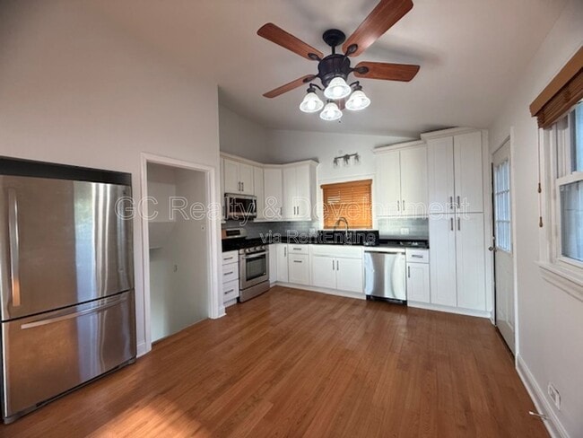 Foto del edificio - 2N278 Prairie Ave