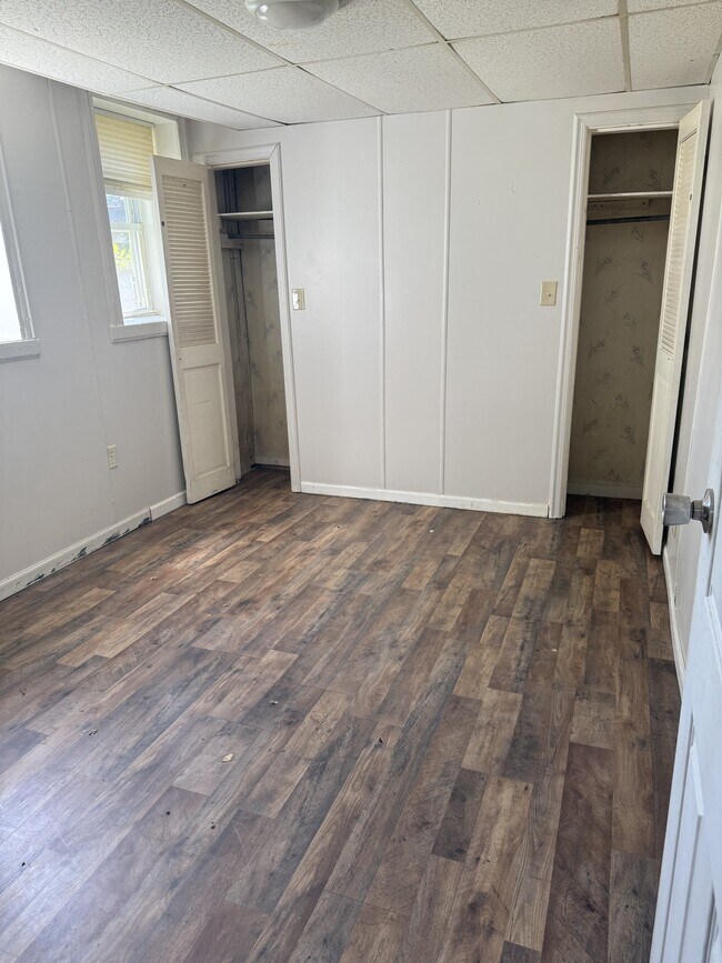 Building Photo - 11 Sherwin St