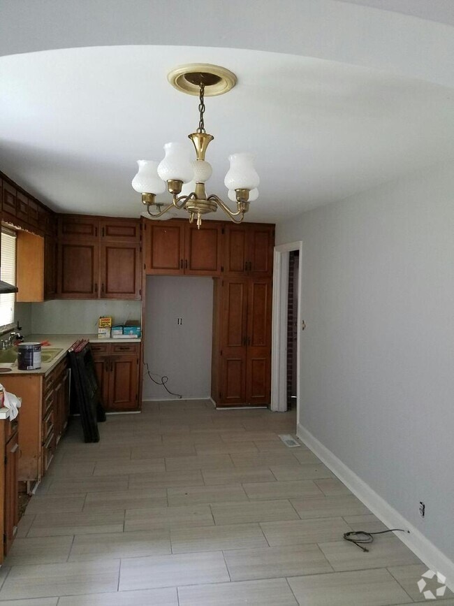 Building Photo - 4127 49th Ct N