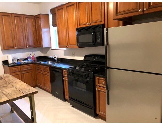 Foto del edificio - 1227 N Rockwell St