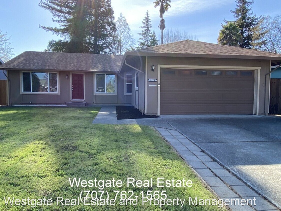 Primary Photo - 4 br, 2 bath House - 8419 Lakewood Ave