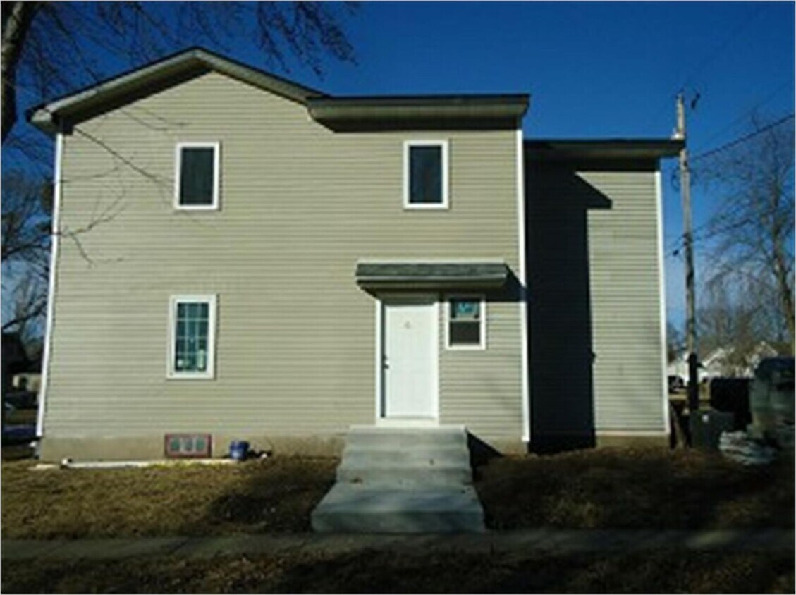 Primary Photo - Newly Remodeled