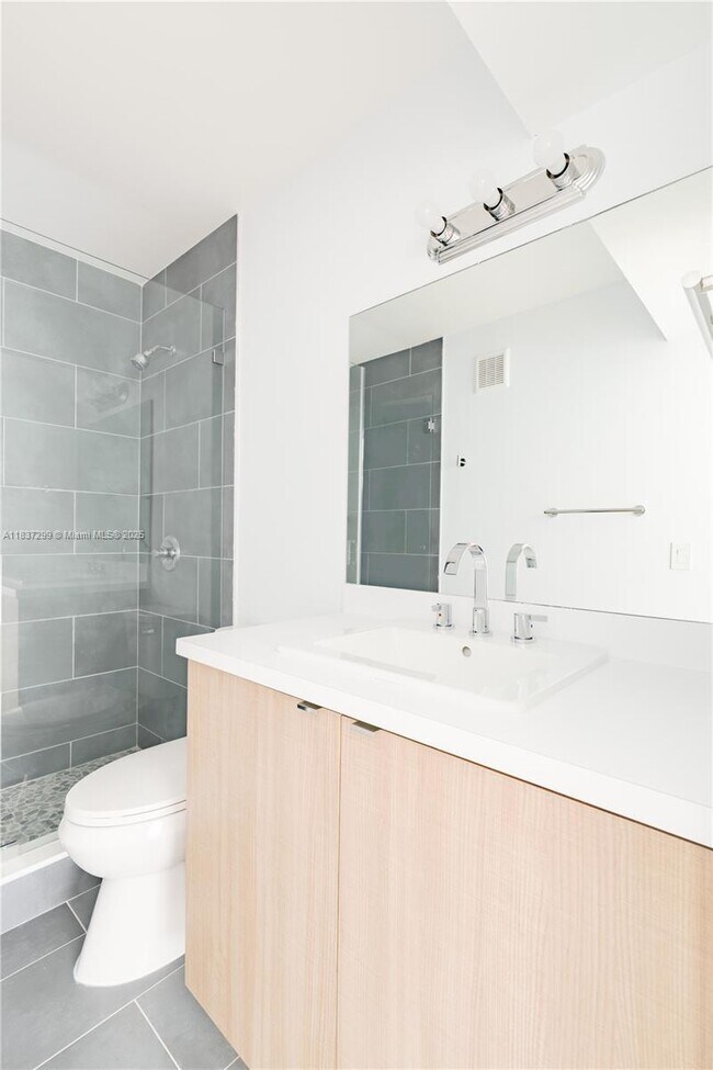 Foto del edificio - 9720 SW 184th St
