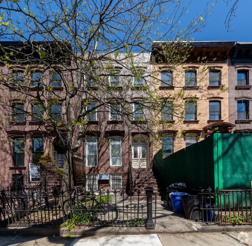 363 Macon St, Brooklyn, NY 11233 Townhomes for Rent Brooklyn, NY