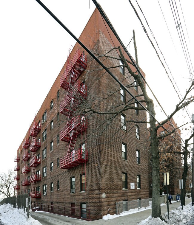 Foto del edificio - 1110 Palisade Ave