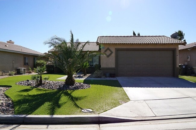 Foto del edificio - 82381 Grant Dr